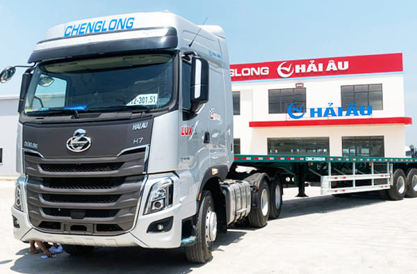 Xe Đầu Kéo 2 Cầu Chenglong 445Hp