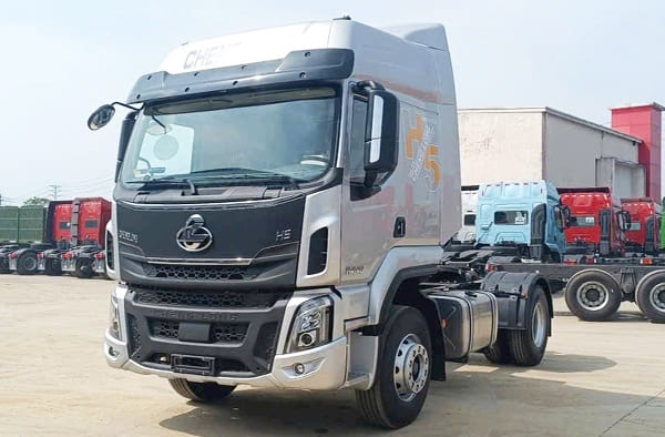 Xe Đầu Kéo 1 Cầu Chenglong 360hp